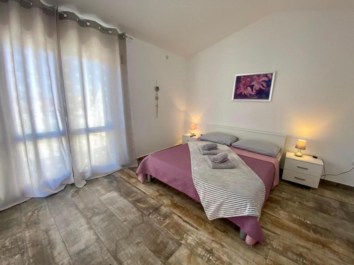 Apartments King - City Center Novalja Exterior photo