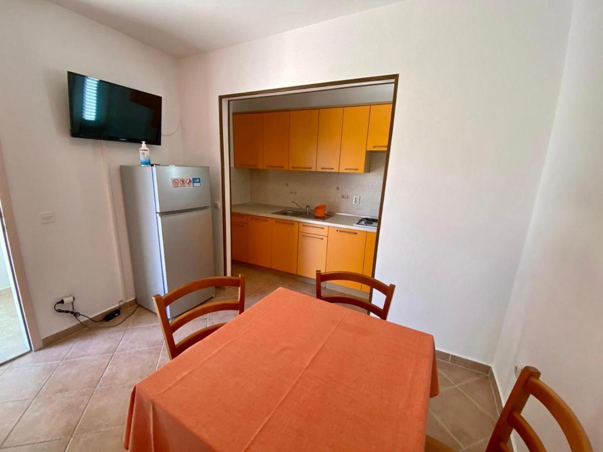 Apartments King - City Center Novalja Exterior photo